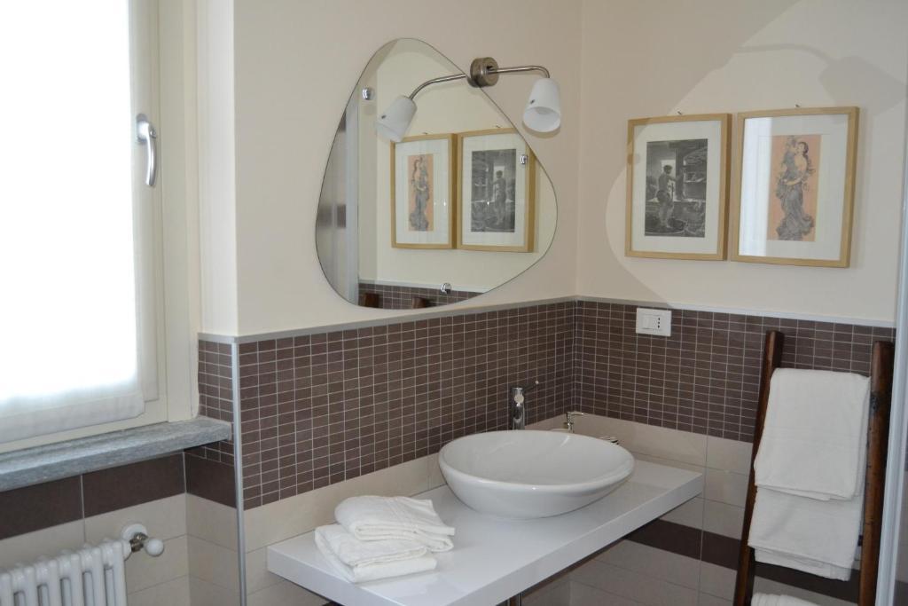 Agriturismo Costa Dei Platani Acqui Terme Ruang foto