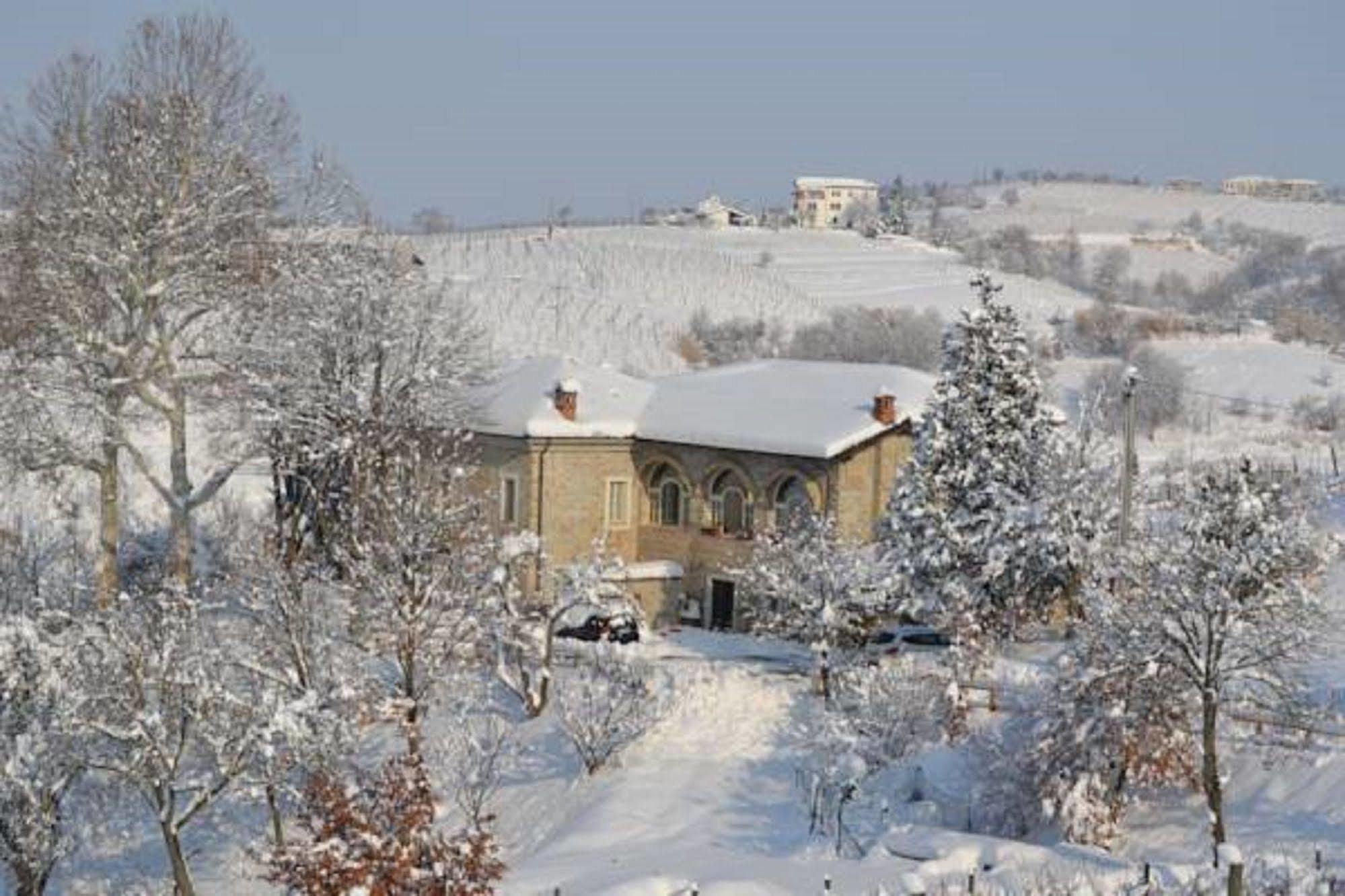 Agriturismo Costa Dei Platani Acqui Terme Bagian luar foto
