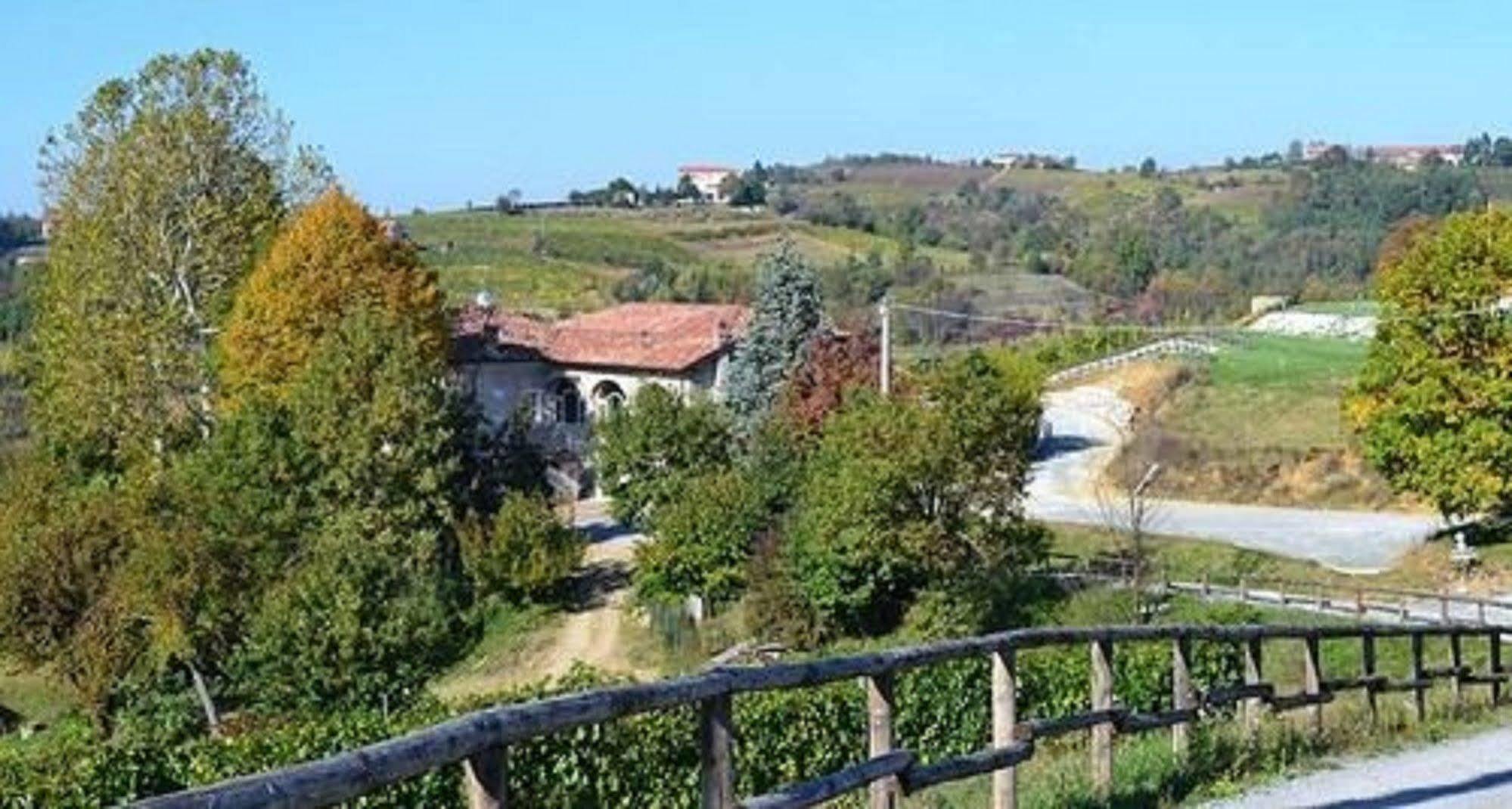 Agriturismo Costa Dei Platani Acqui Terme Bagian luar foto